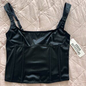 black corset top 🐈‍⬛✨